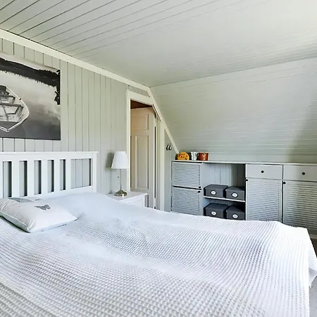 House With Own Jetty And Jacuzzi Near Langesund *